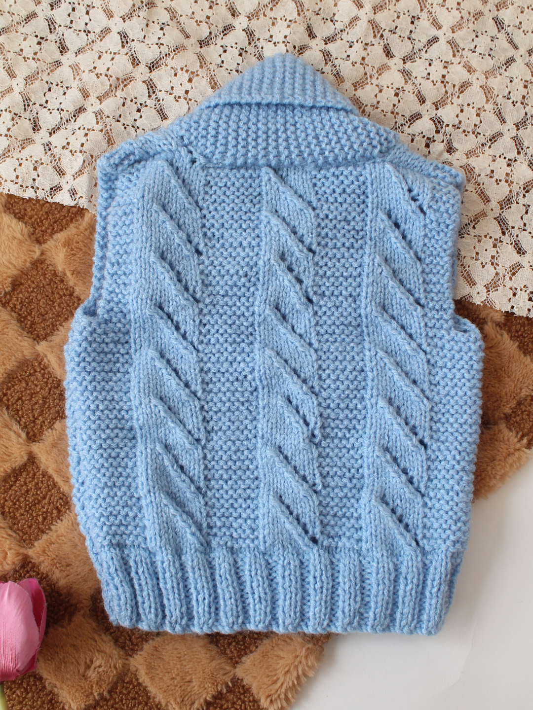Woonie Handknitted Cable Knit PulloverVest - Sky Blue