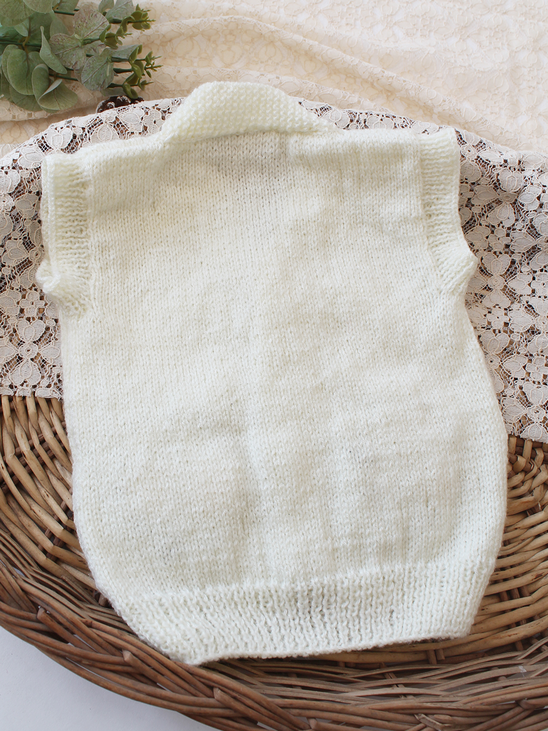 Woonie Handknitted Lion Face Applique SweaterVest - Cream