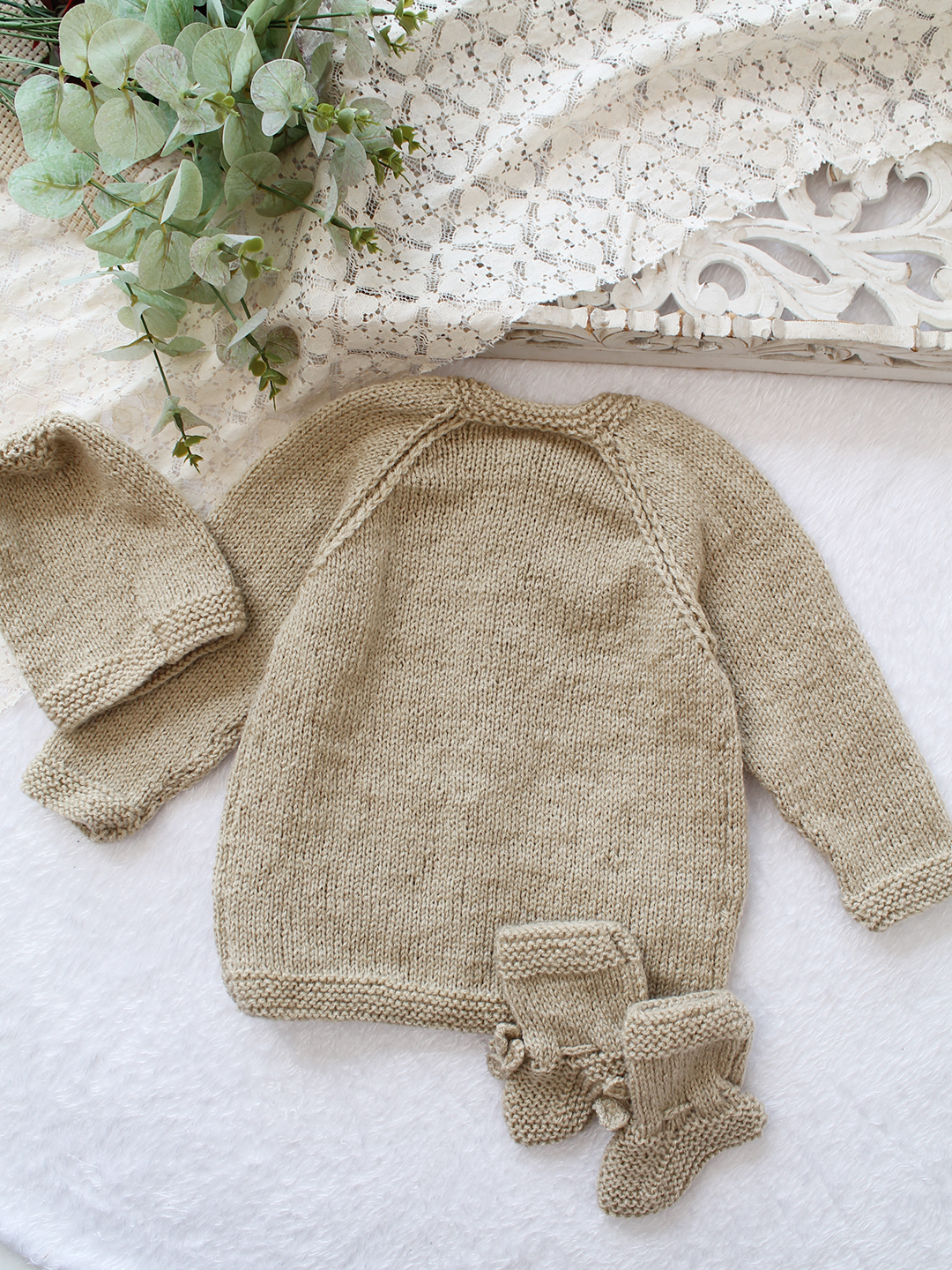 Woonie Handknitted Floral Embroidered Pocket Detailed Sweater with Cap & Socks - Beige