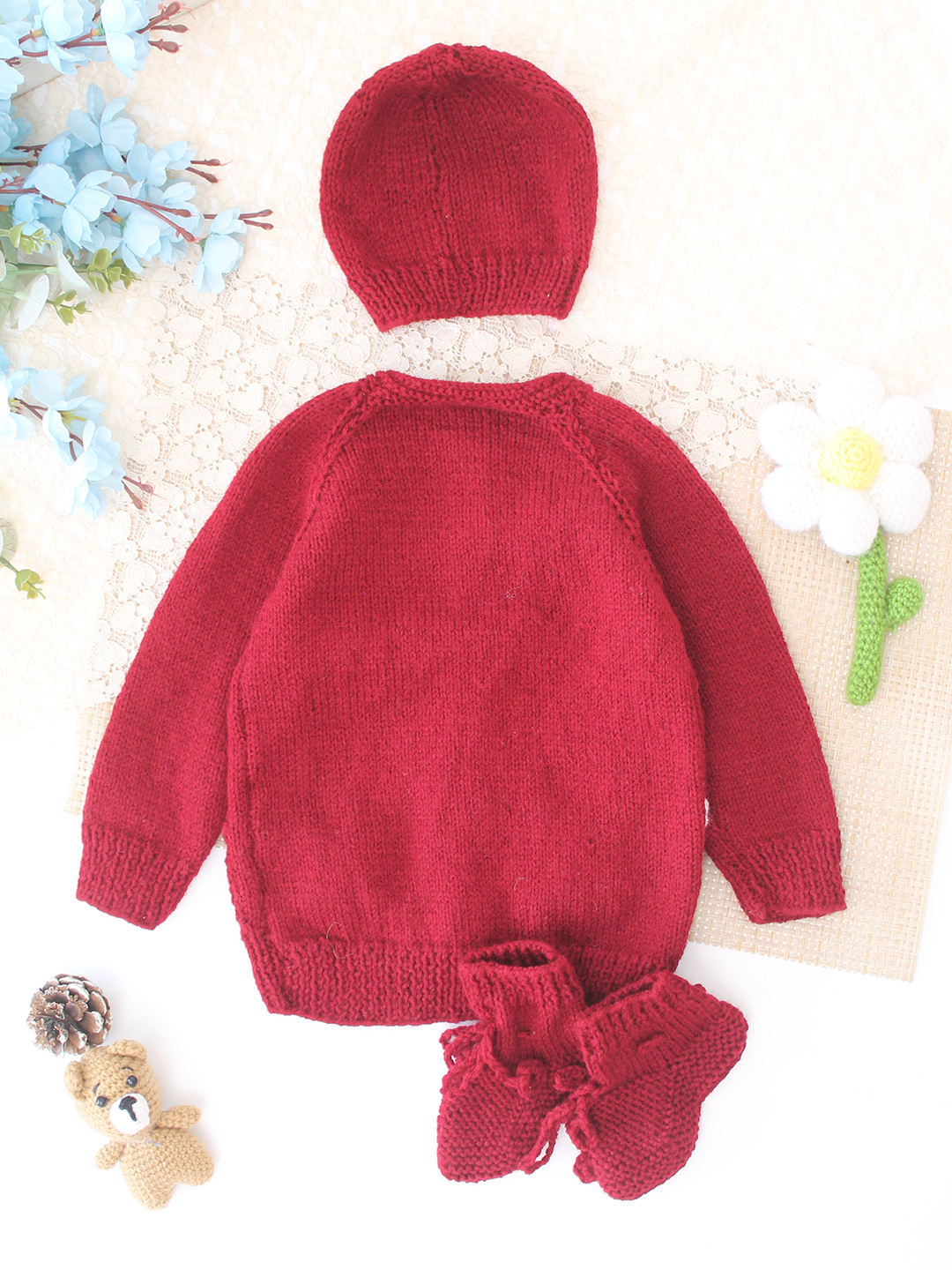 Woonie Handknitted Floral Embroidered Pocket Detailed Sweater with Cap & Socks - Maroon