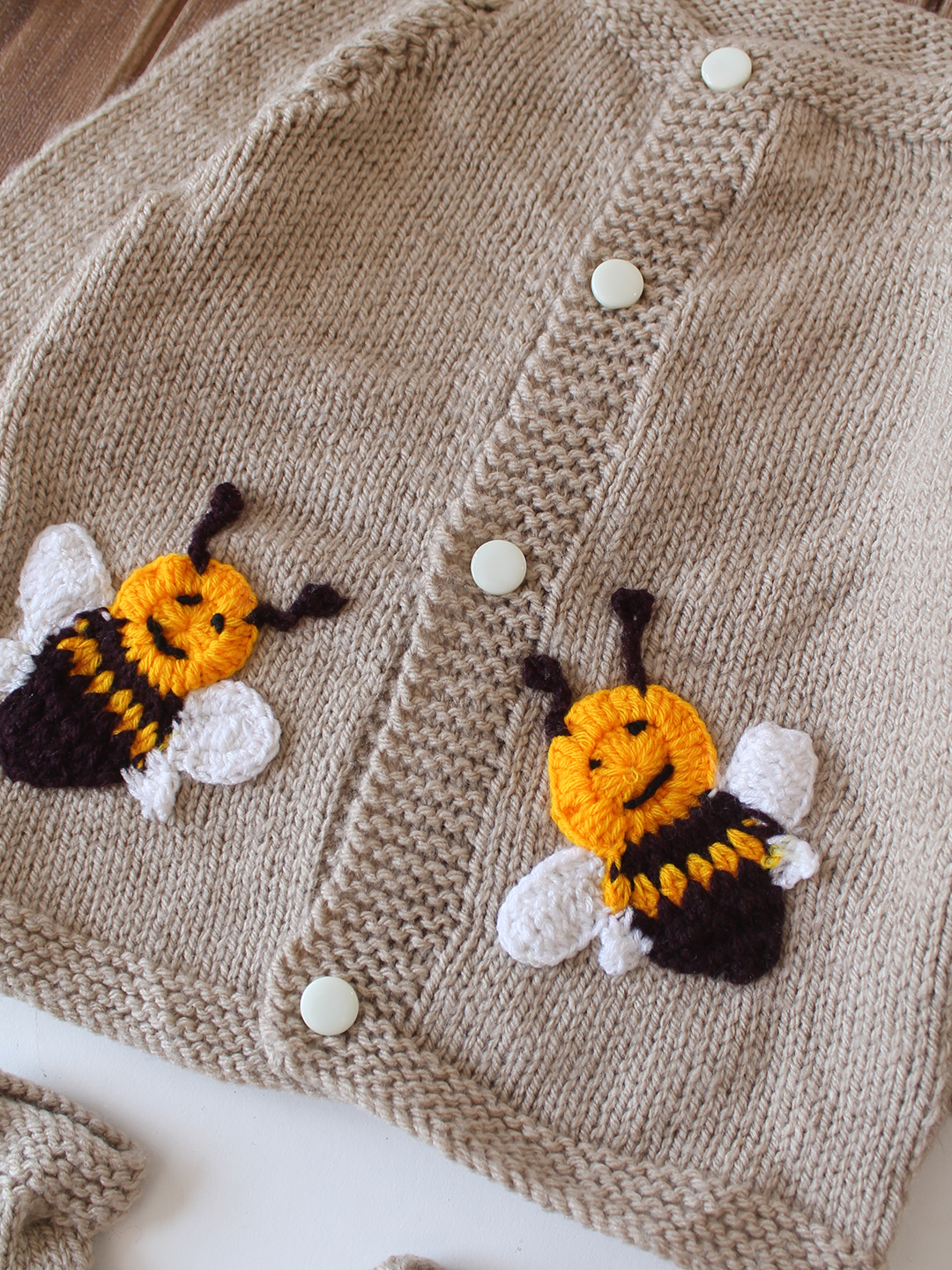 Woonie Handknitted Bee Applique Sweater with Cap & Socks - Beige