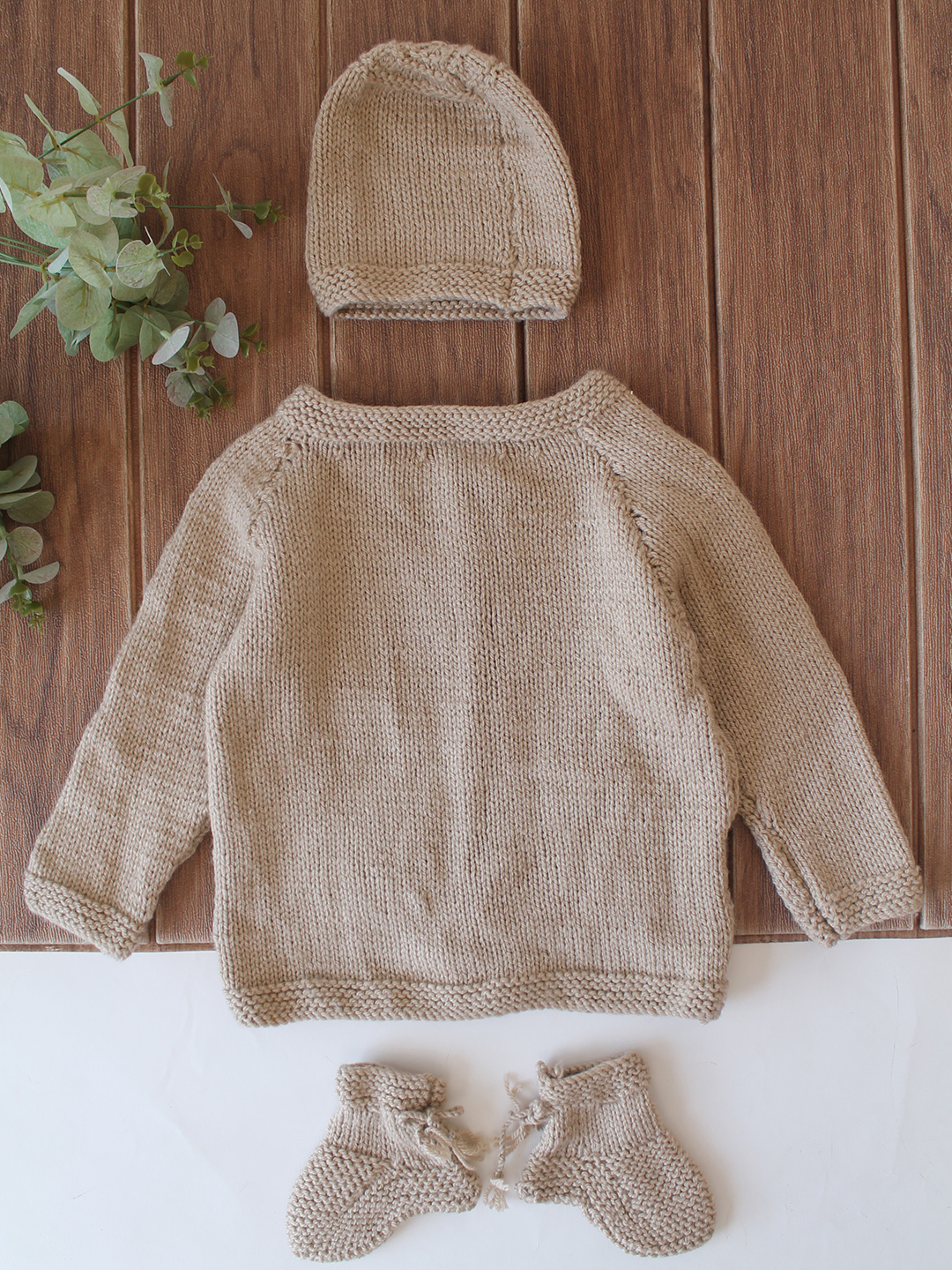 Woonie Handknitted Bee Applique Sweater with Cap & Socks - Beige