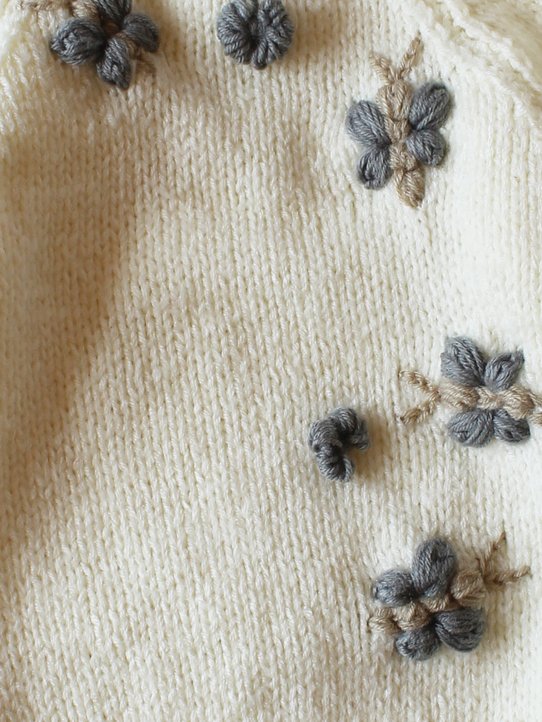 Woonie Handknitted Butterfly Embroidered Pullover - Cream