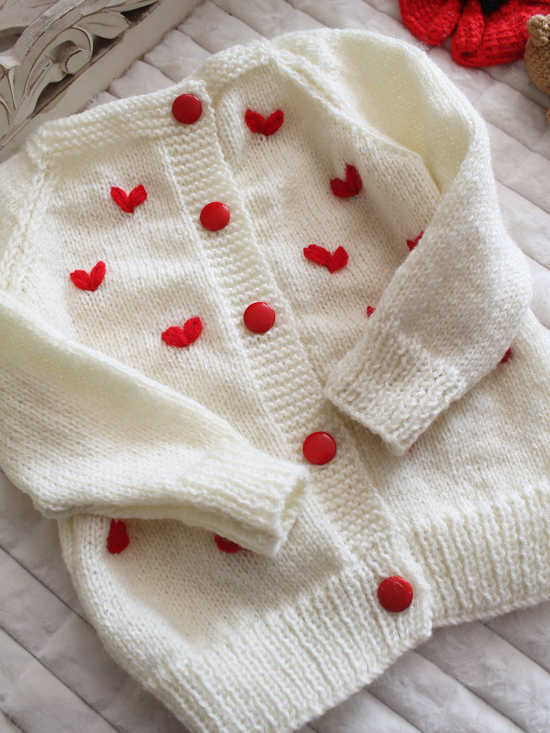 Woonie Handknitted Heart Embroidered Sweater - Cream