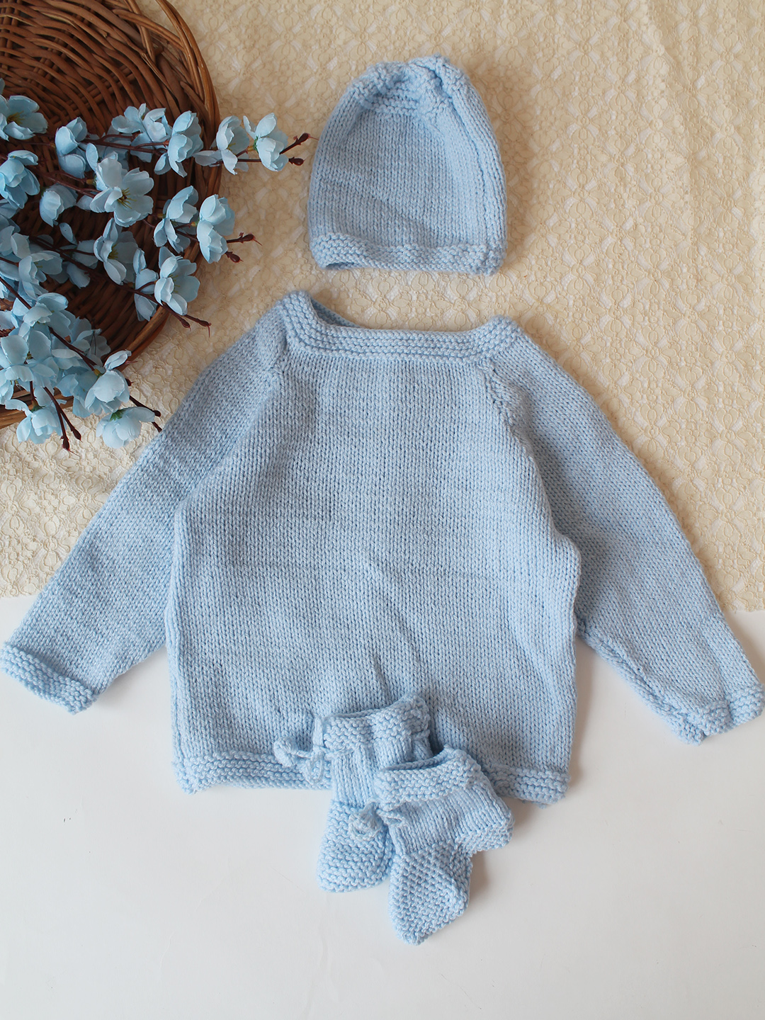 Woonie Handknitted Full Sleeves Bee Applique Cardigan with Cap & Socks - Sky Blue