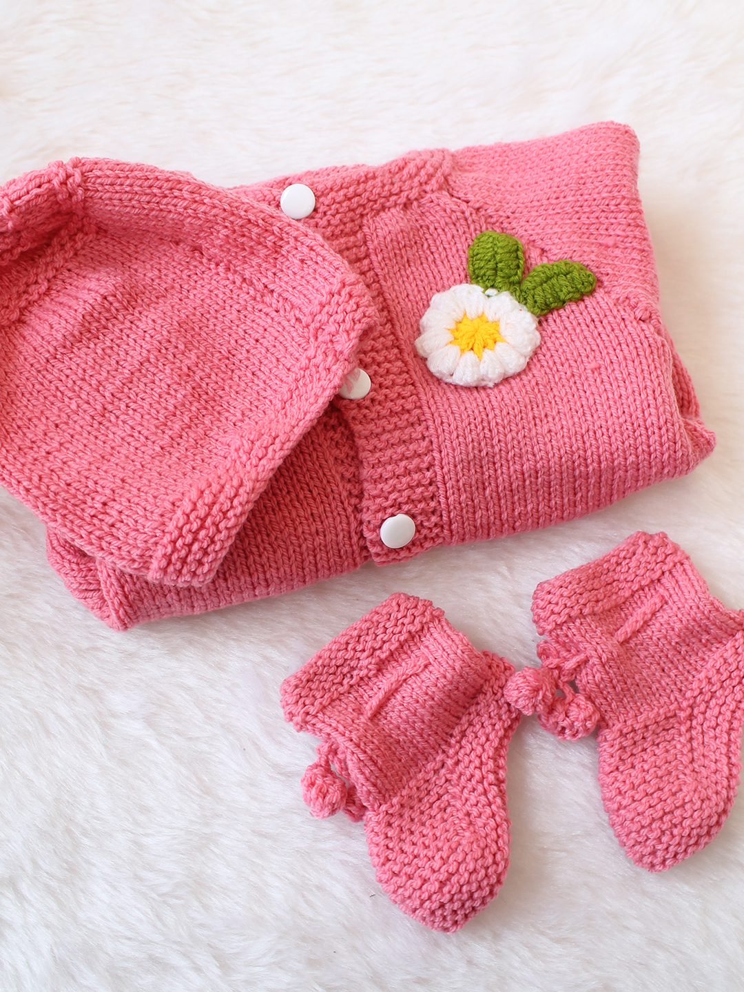 Woonie Handknitted Full Sleeves Floral Appliques Detailed Cardigan with Cap & Socks - Pink