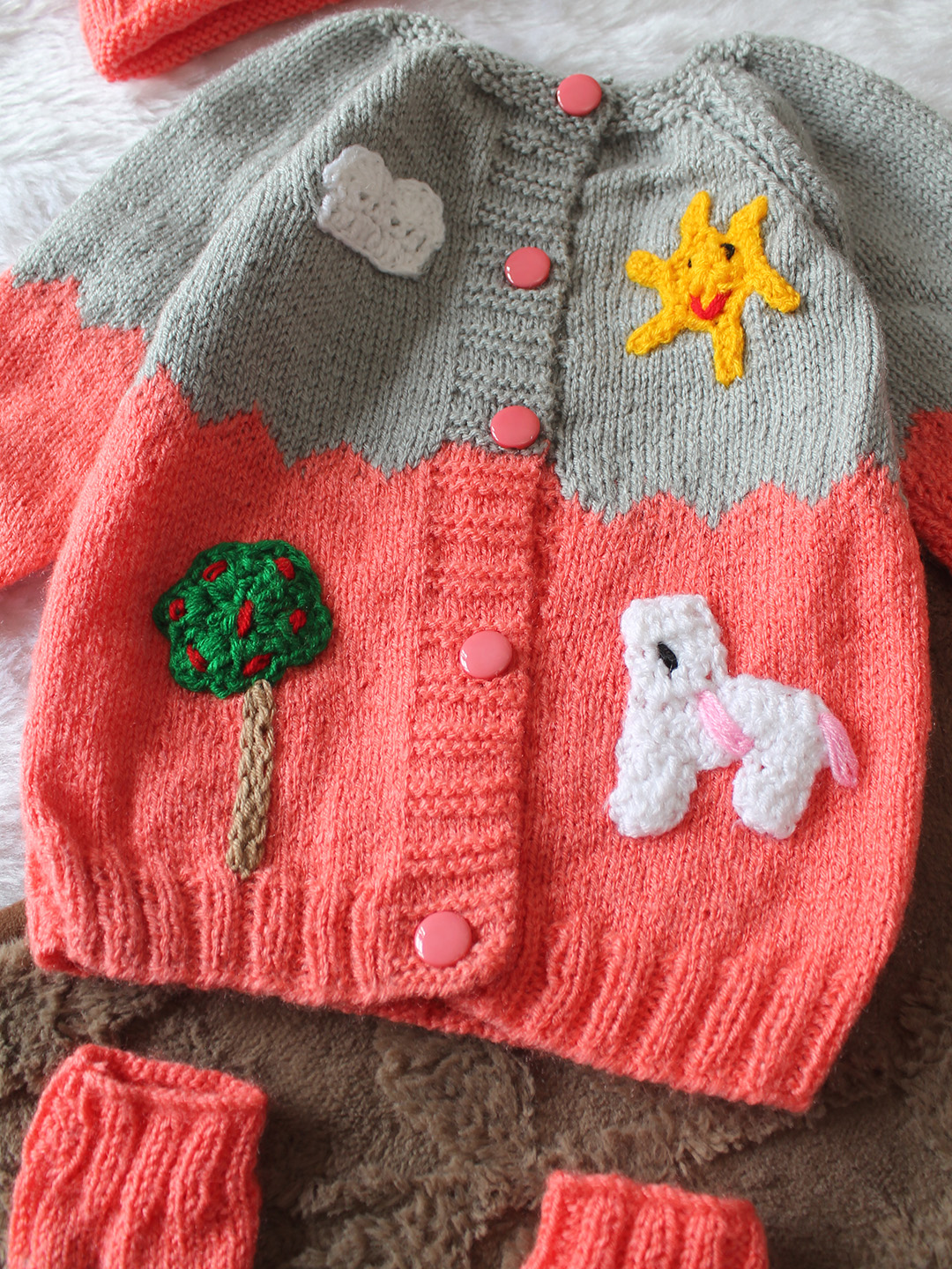 Woonie Handknitted Full Sleeves Appliques Cardigan with Cap & Socks - Pink
