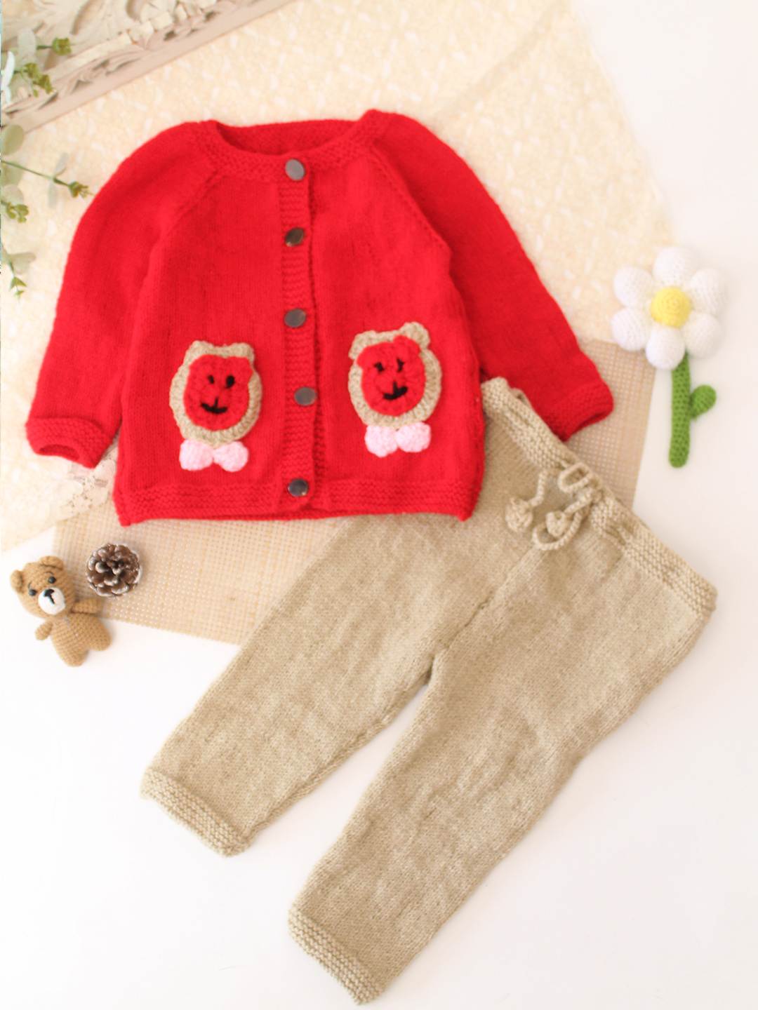 Woonie Knitted Bear Applique Detailed Sweater with Pant Set - Red