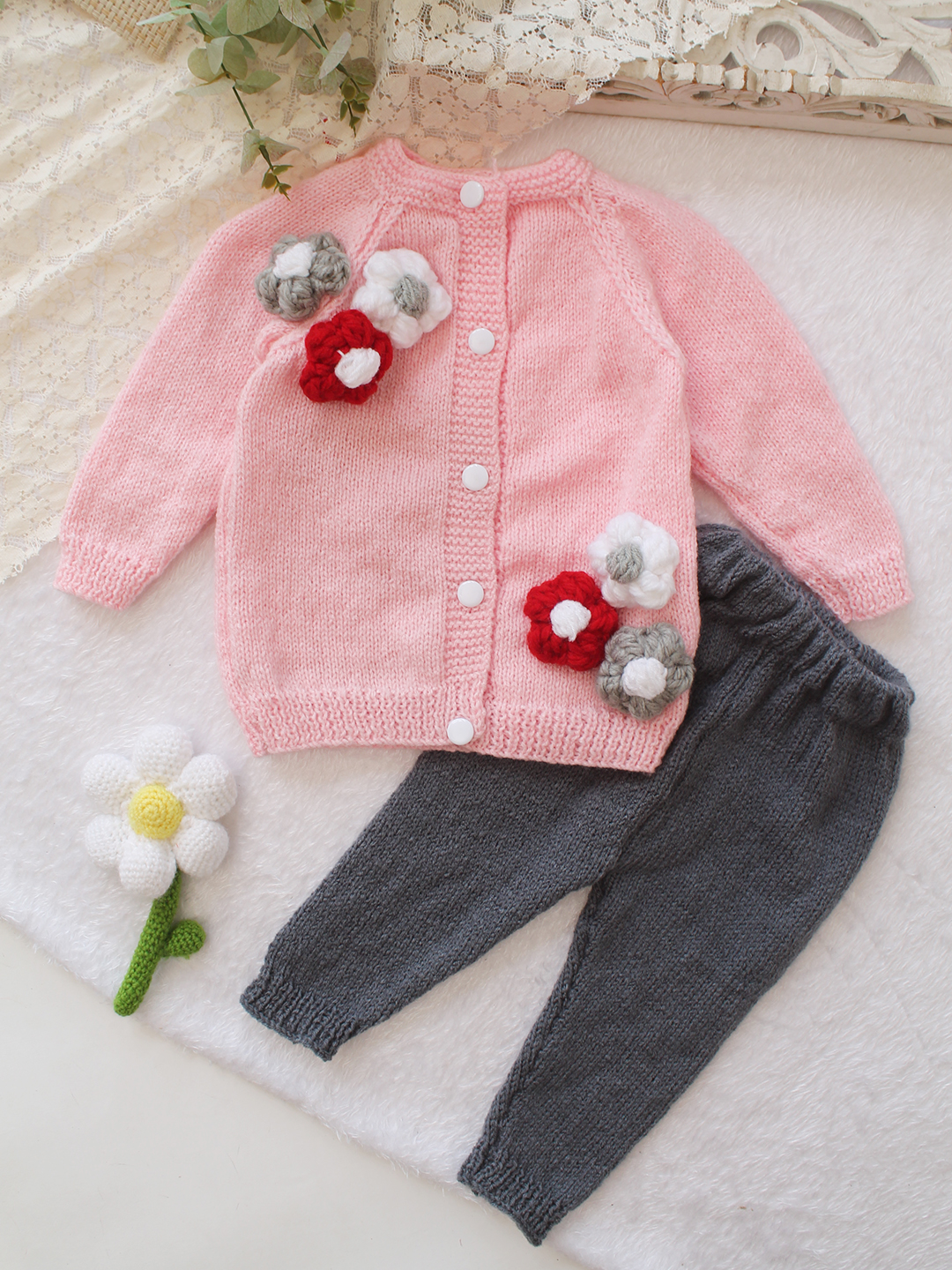 Woonie Knitted Floral Applique Detailed Sweater with Pant Set - Pink