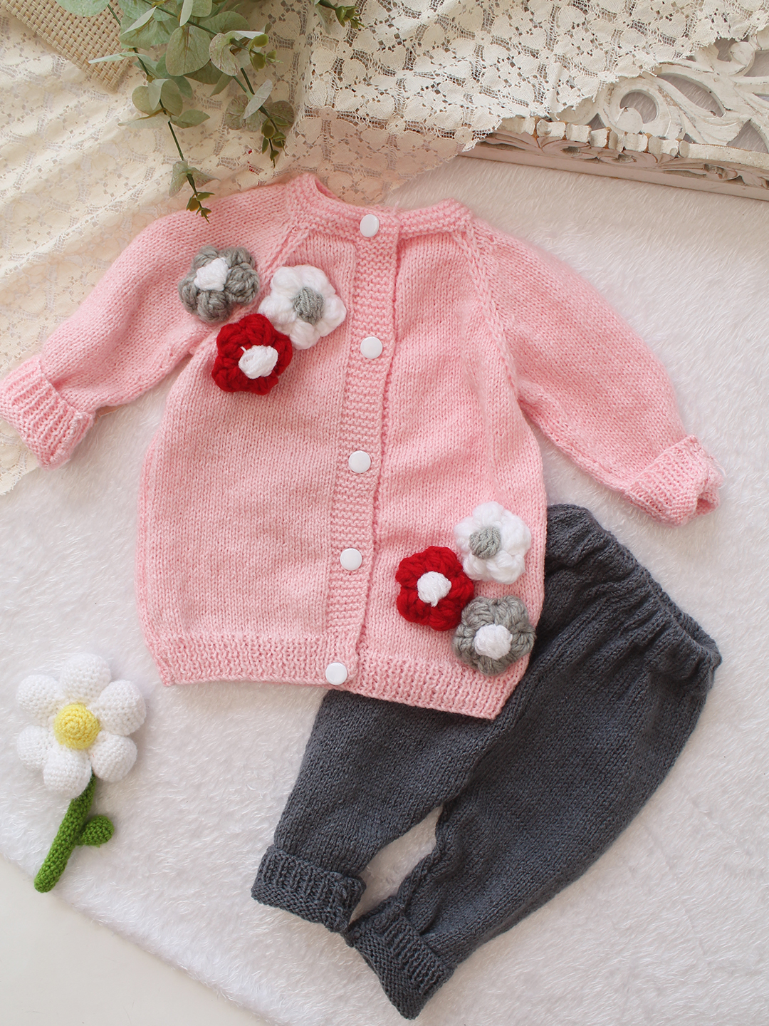 Woonie Knitted Floral Applique Detailed Sweater with Pant Set - Pink