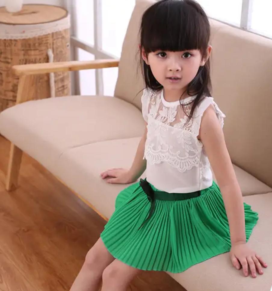 Lace wok Top with Green Skirt