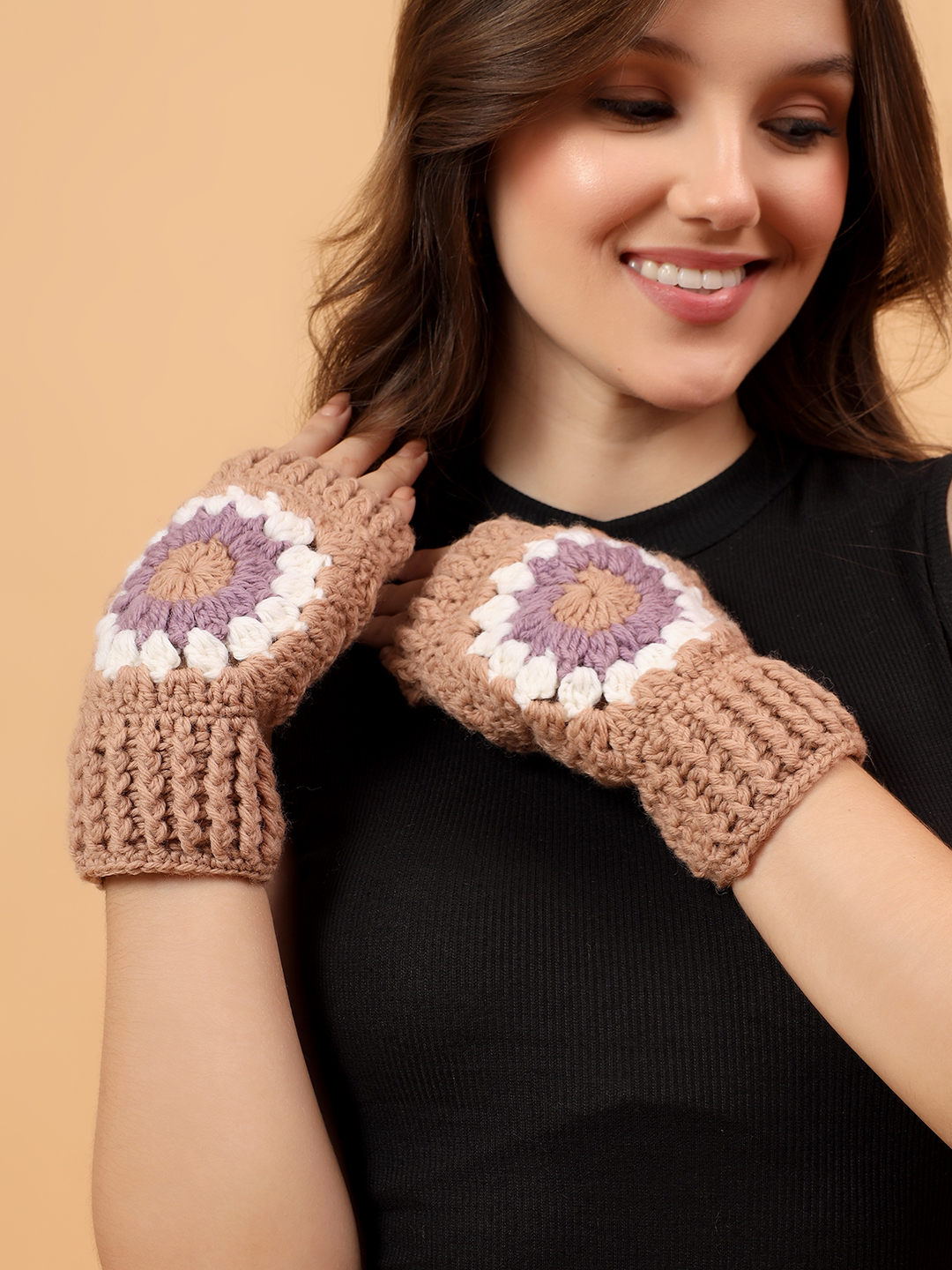 Velvery Merino Sustainable Floral Fingerless Gloves - Beige
