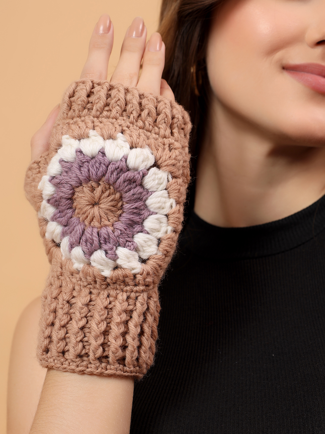 Velvery Merino Sustainable Floral Fingerless Gloves - Beige