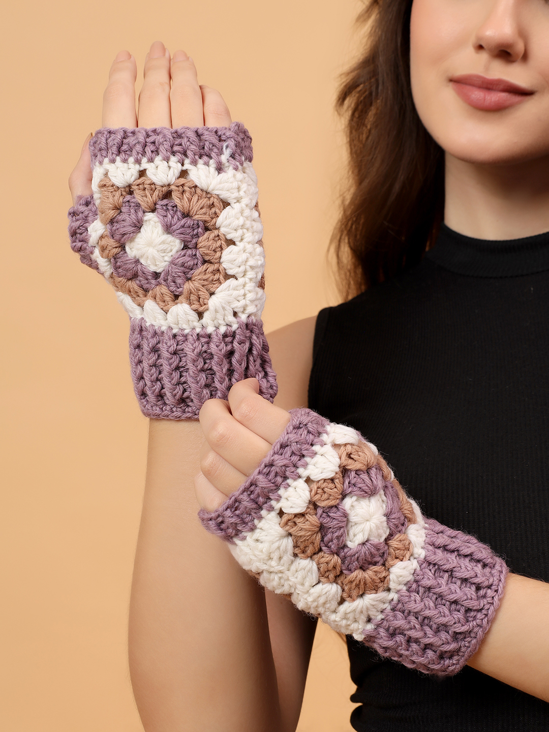Velvery Merino Sustainable Granny Square Fingerless Gloves - Purple