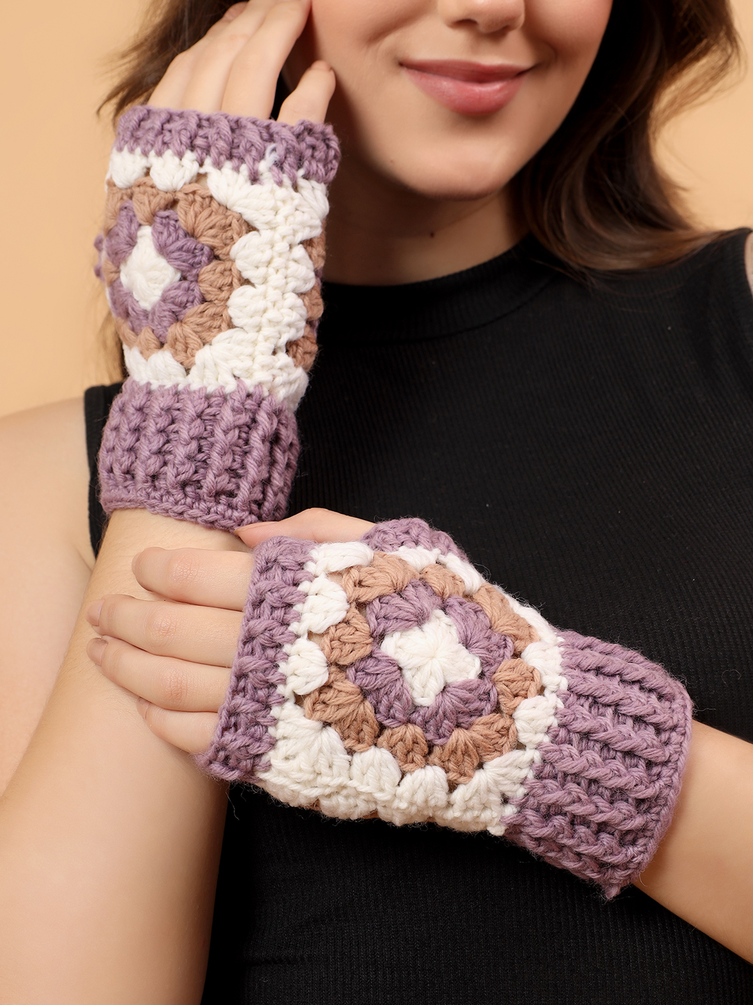 Velvery Merino Sustainable Granny Square Fingerless Gloves - Purple