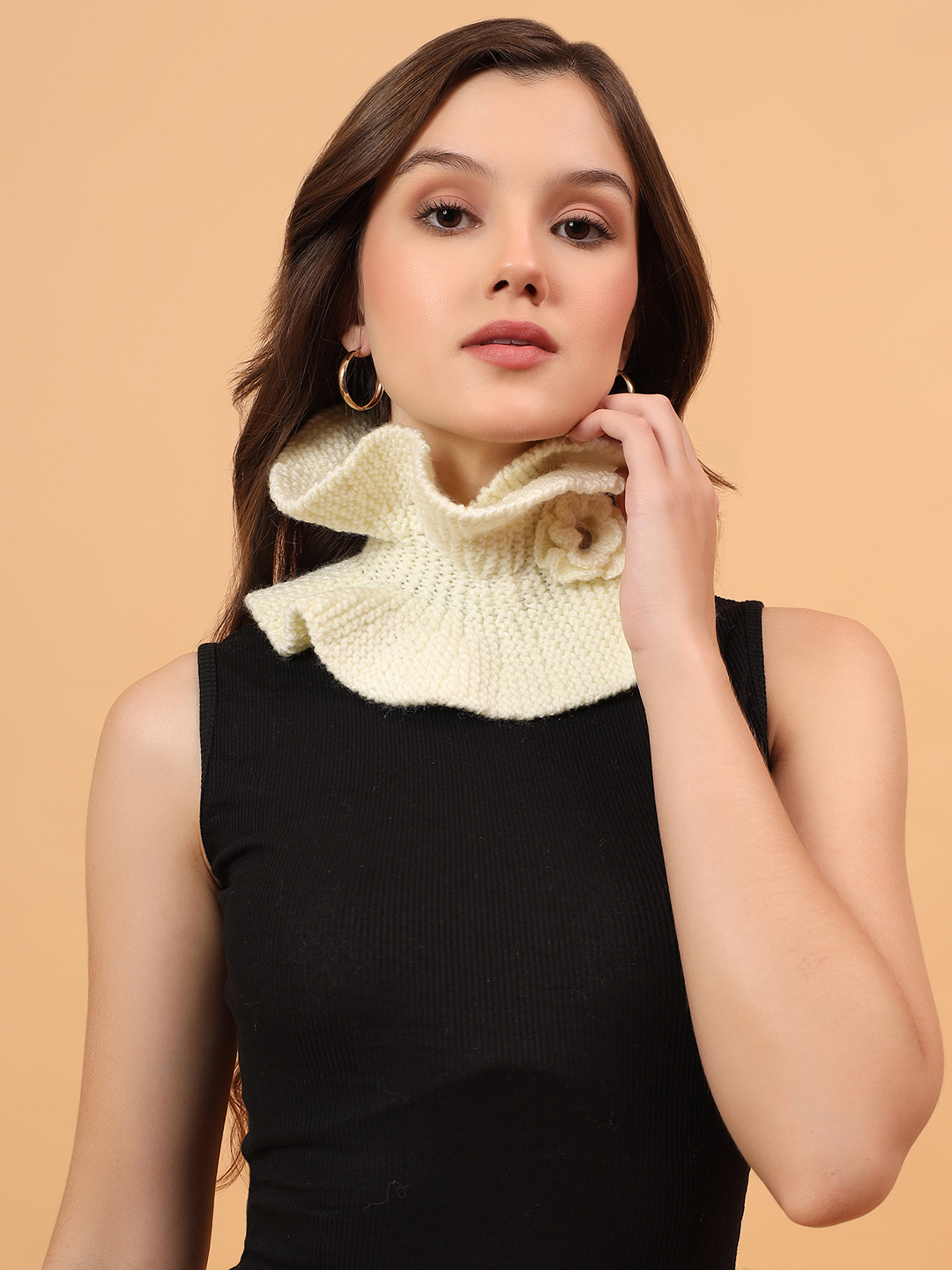 Velvery Merino Sustainable Floral Neckwarmer - Cream