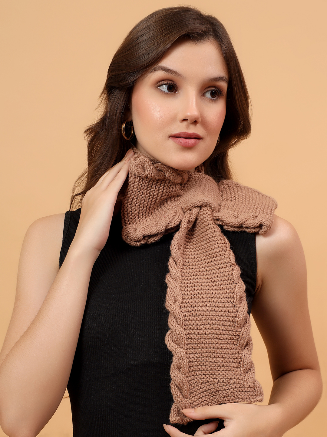 Velvery Merino Sustainable Cable Knit Neckwarmer - Beige