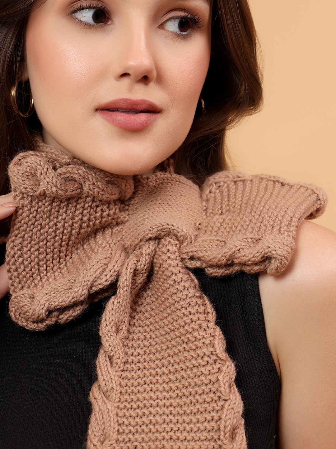 Velvery Merino Sustainable Cable Knit Neckwarmer - Beige