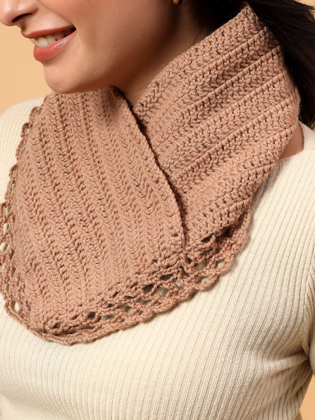 Velvery Merino Sustainable Self Design Neckwarmer  Beige