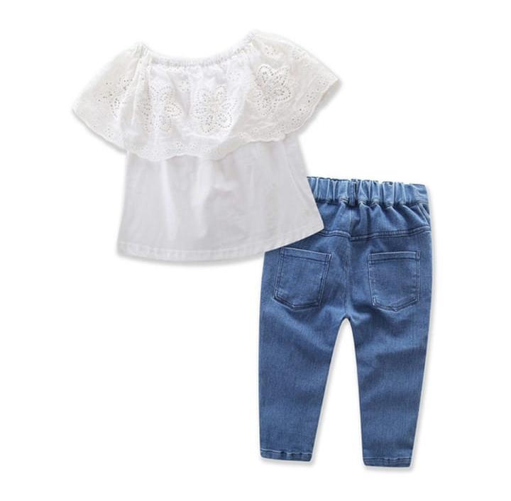 Pretty White Lace Top With Denim Jeans