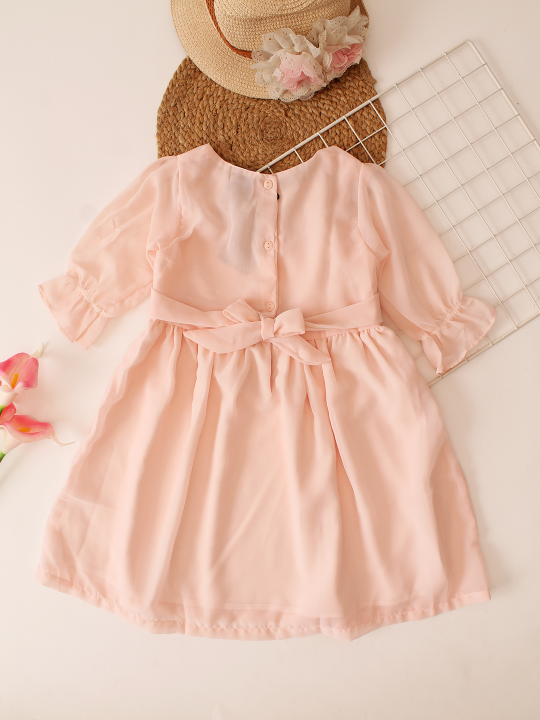 Qvink Georgette Lace Detailed Dress  Pink