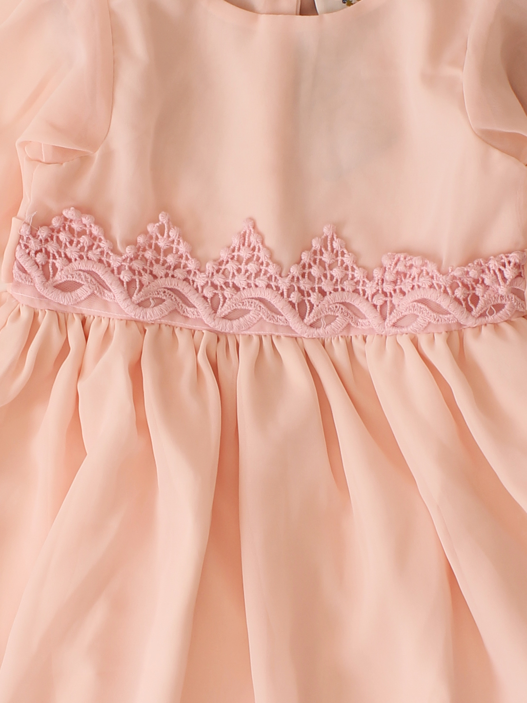 Qvink Georgette Lace Detailed Dress  Pink