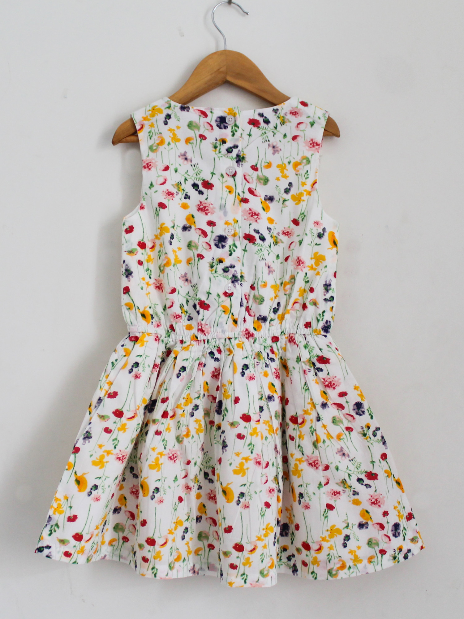 Qvink Floral Printed Casual Dress  White