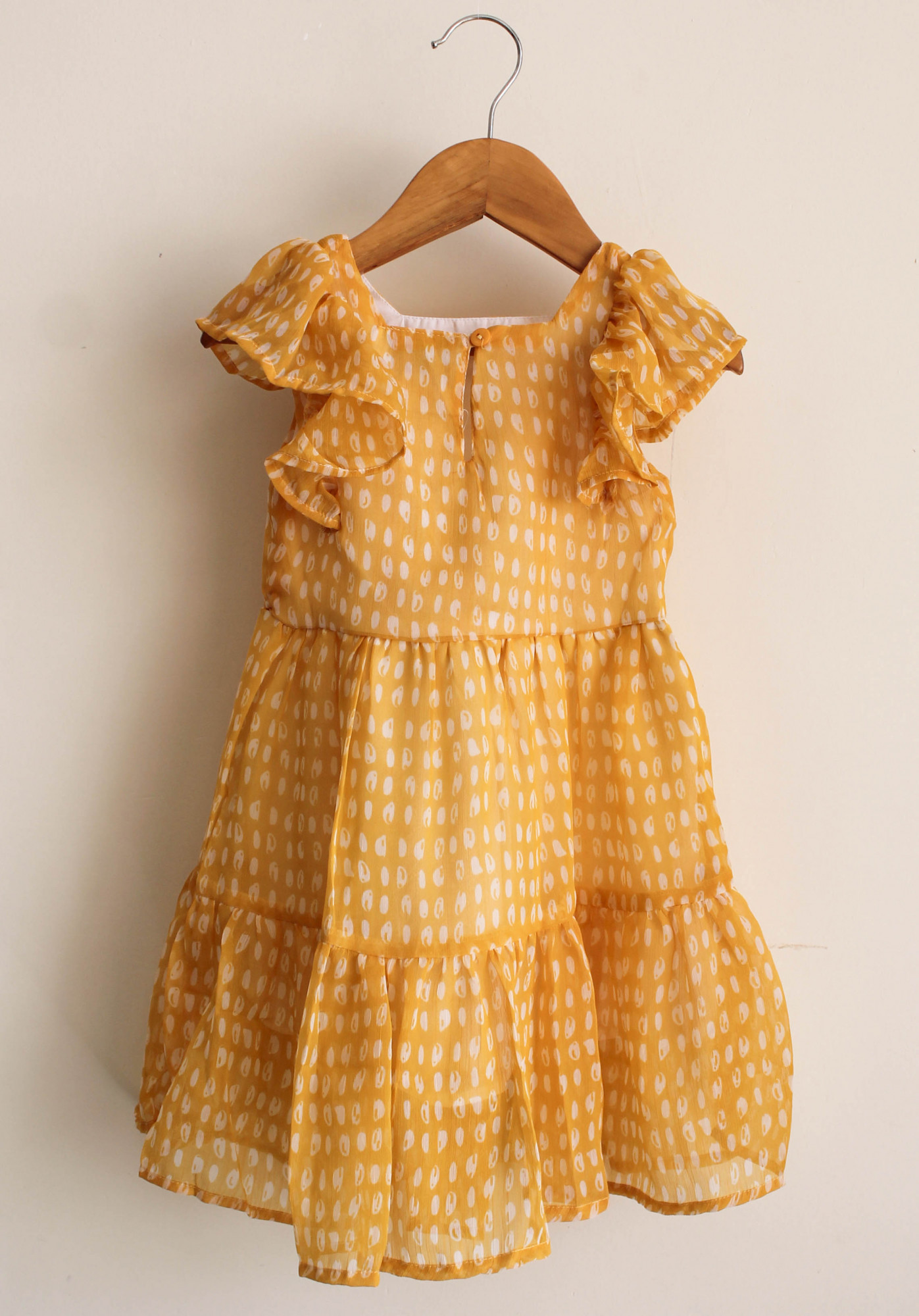 Qvink Flutter Sleeves Printed Dress  Yellow