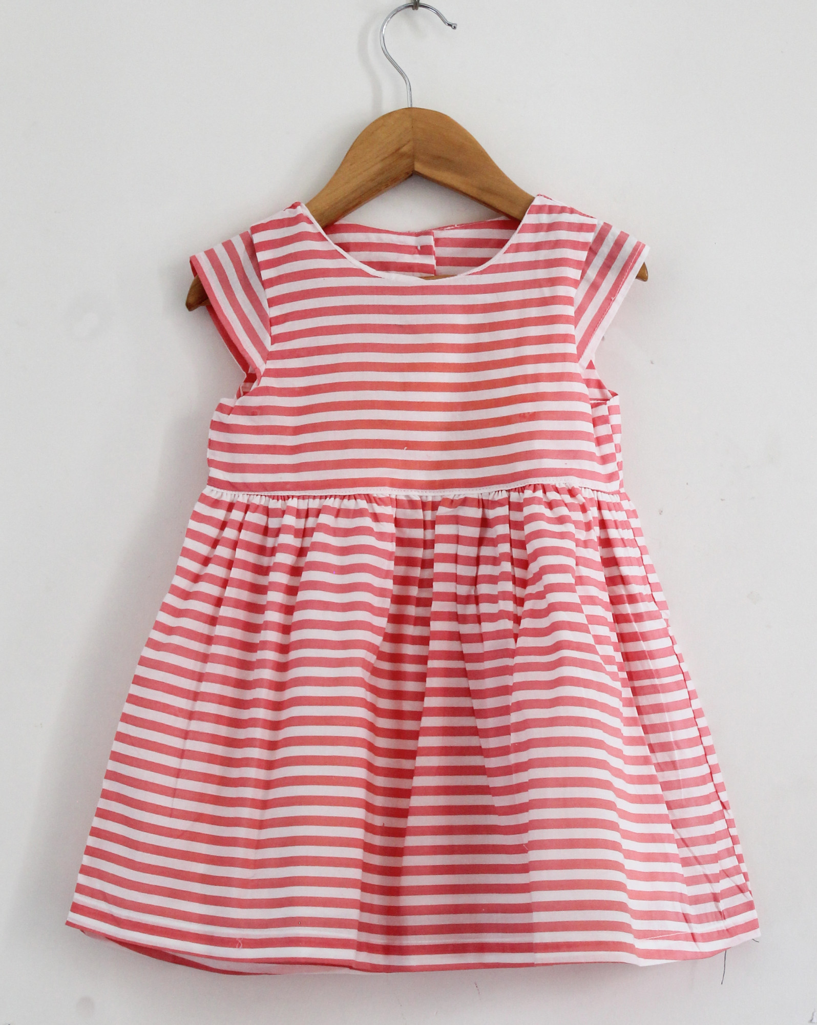 Qvink Striped Pattern Casual Dress  Red