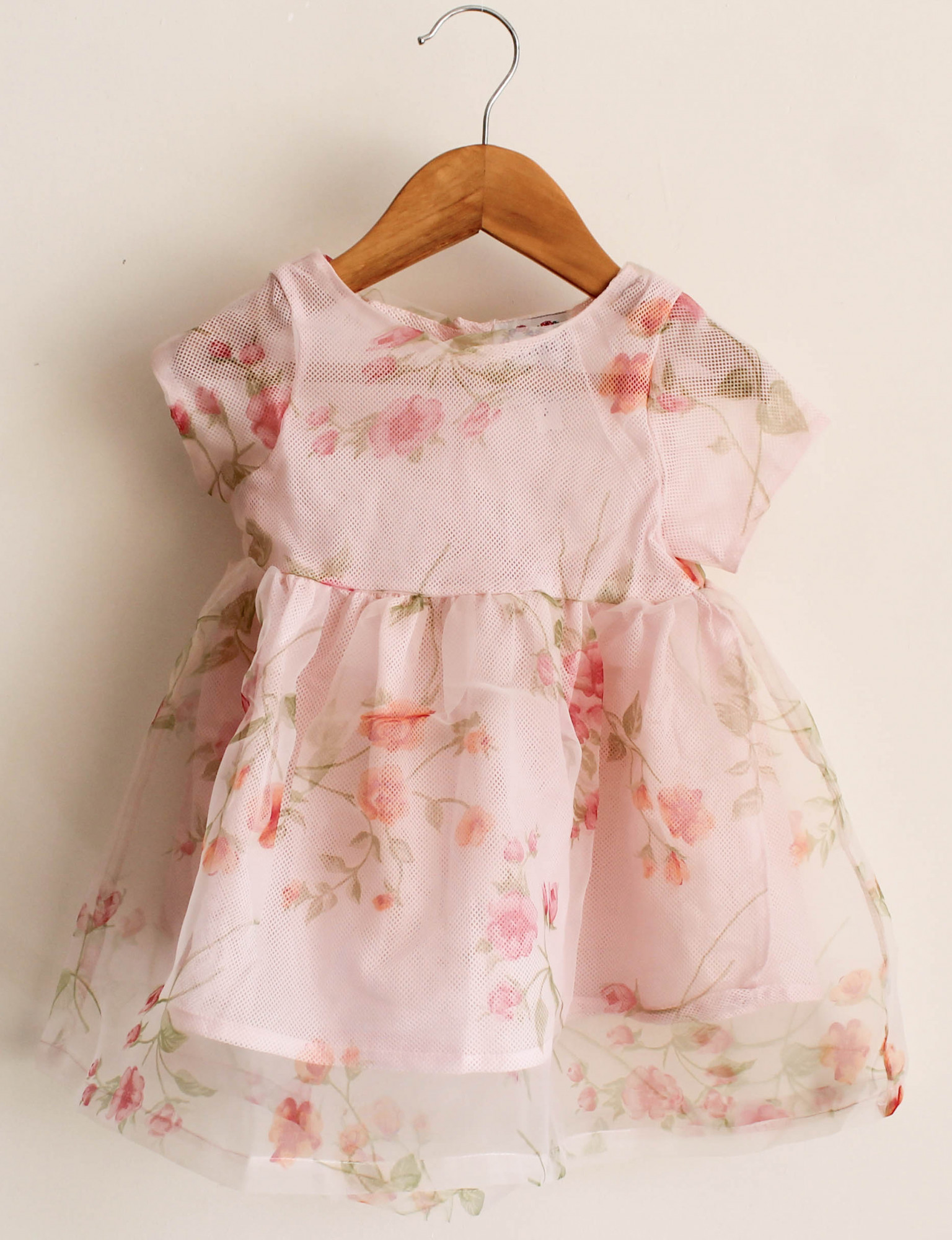 Qvink Floral Printed Casual Dress - White