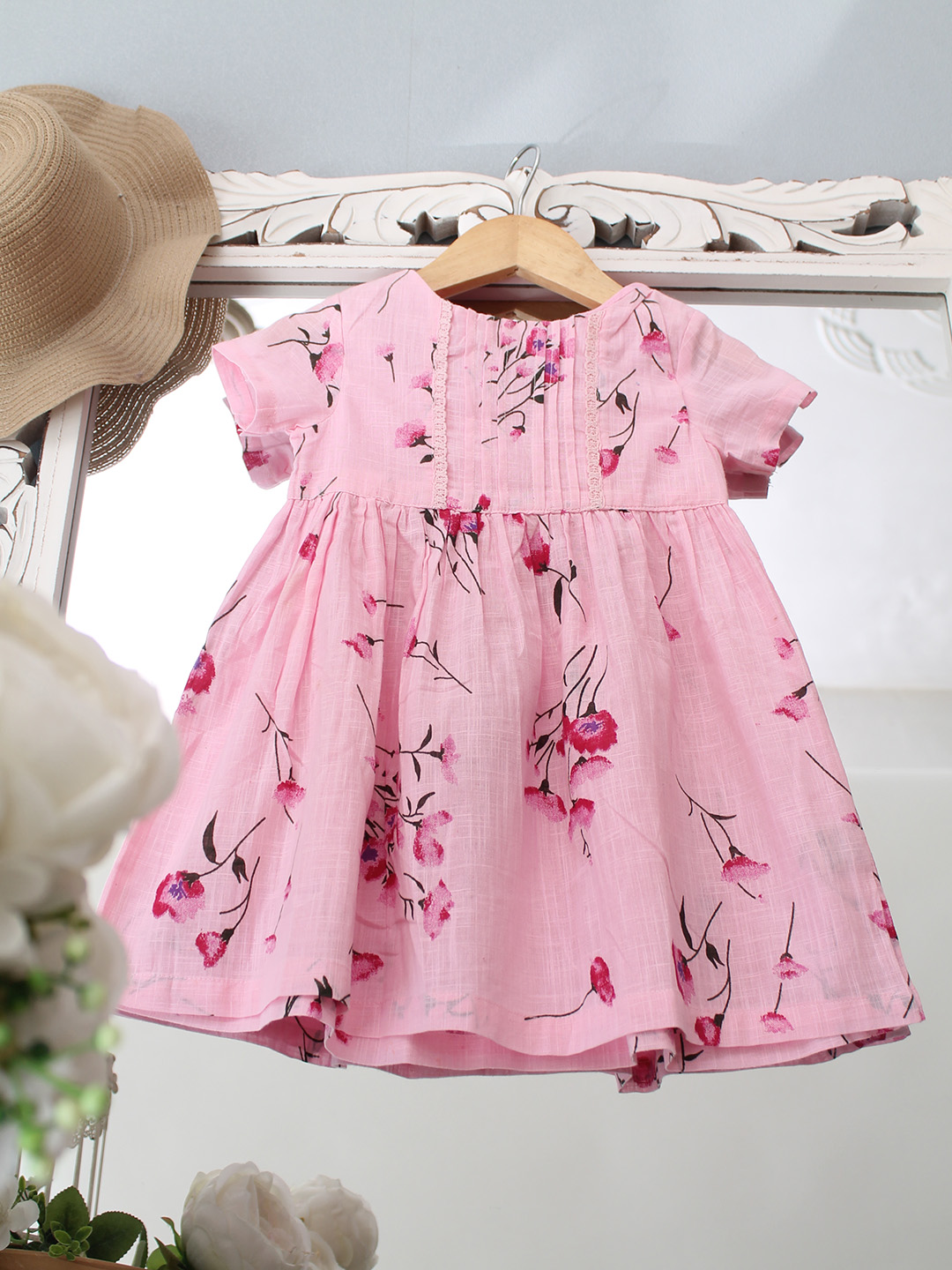 Qvink Floral Printed Dress - Pink