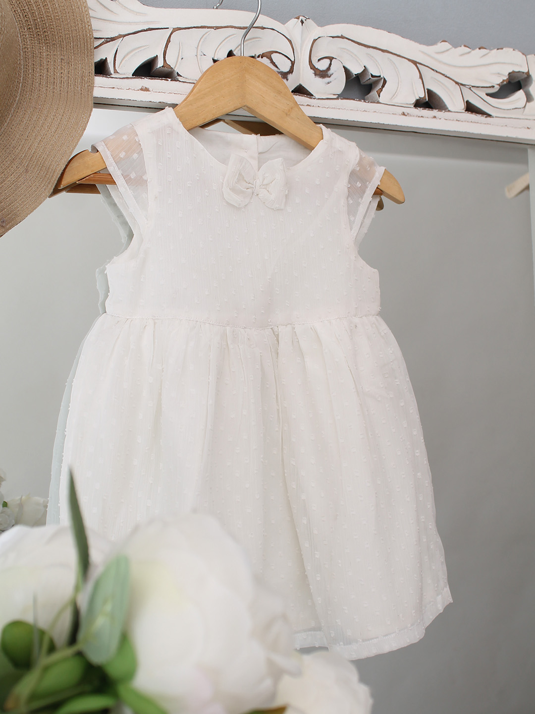 Qvink Bow Detailed Dot Embroidered Dress  White