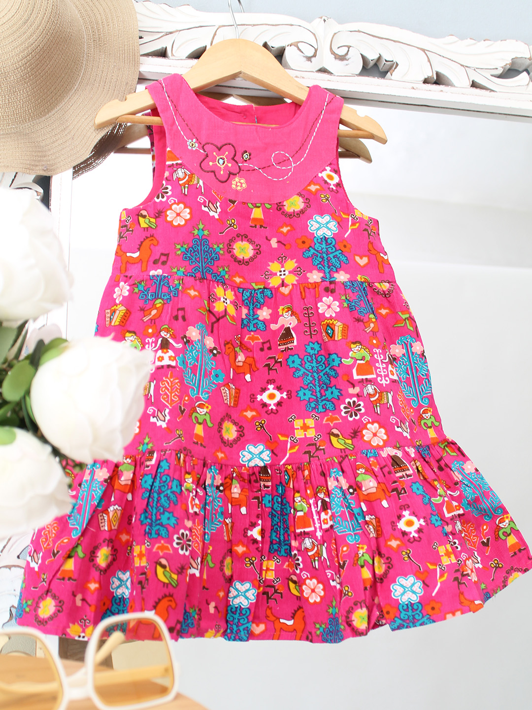 Qvink Abstract Motif Printed Dress  Pink