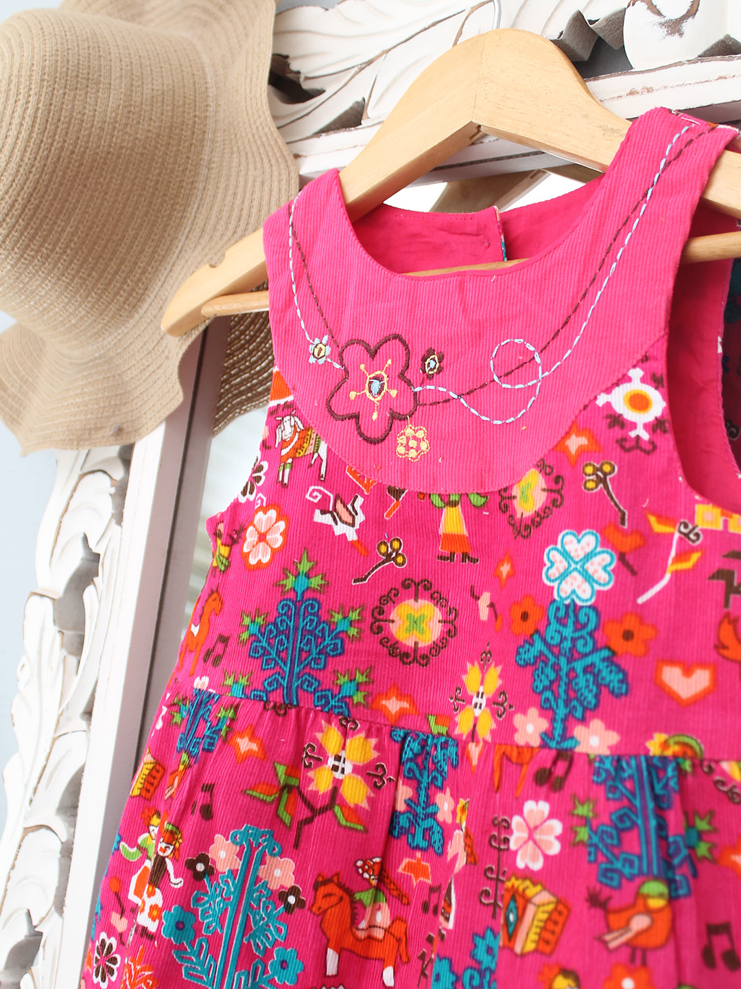 Qvink Abstract Motif Printed Dress  Pink