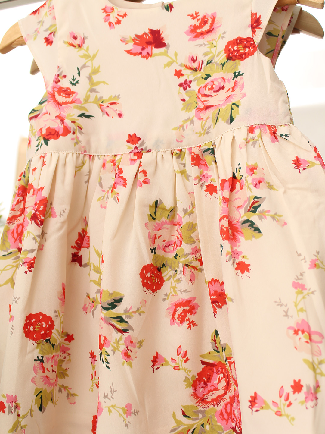 Qvink Floral Printed Dress - Cream