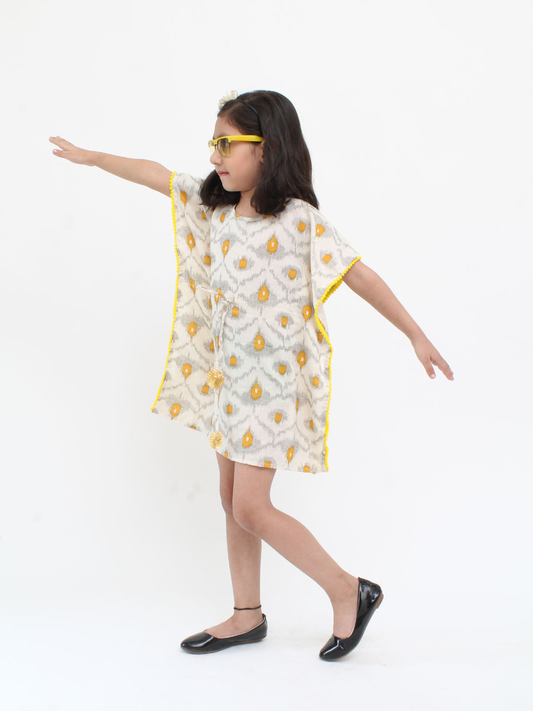 Qvink Half Sleeves Printed Kaftan Dress- Cream
