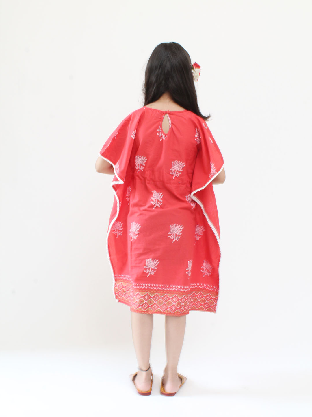 Qvink Half Sleeves Floral Printed Kaftan Dress- Coral