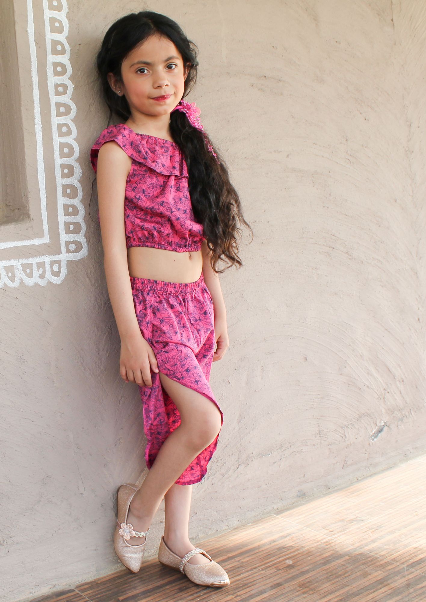 Qvink Off-Shoulder Crop Top with Tulip Pants-Pink