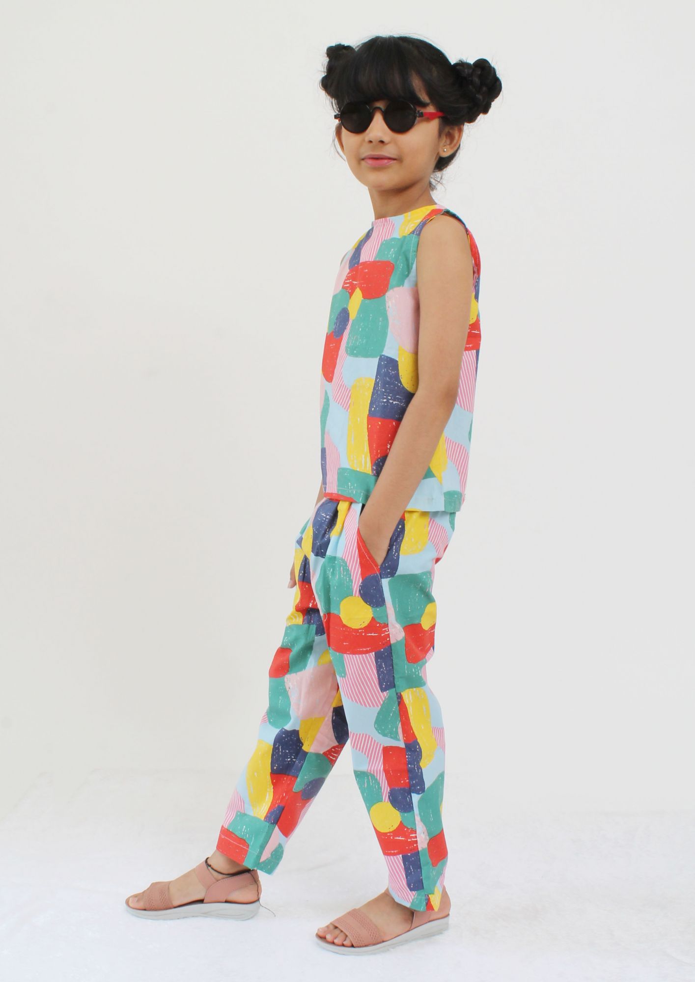 Qvink Sleeveless Block Printed Top With Bottom-Multi