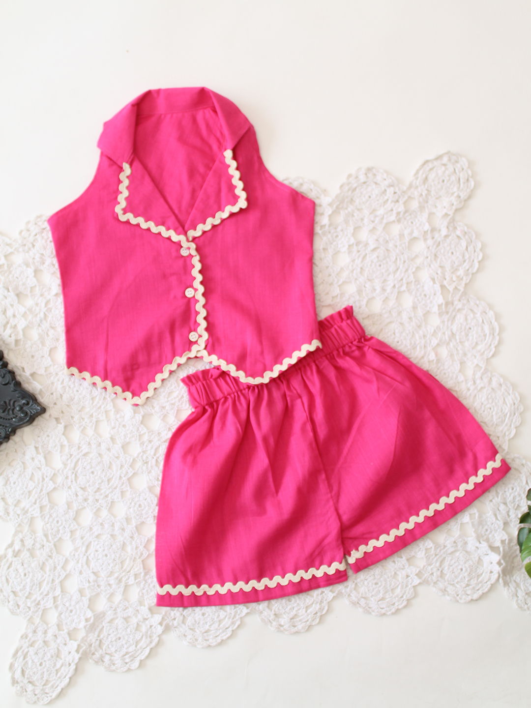Qvink Cotton Sleeveless Lace Detailed Coordinated Set - Pink