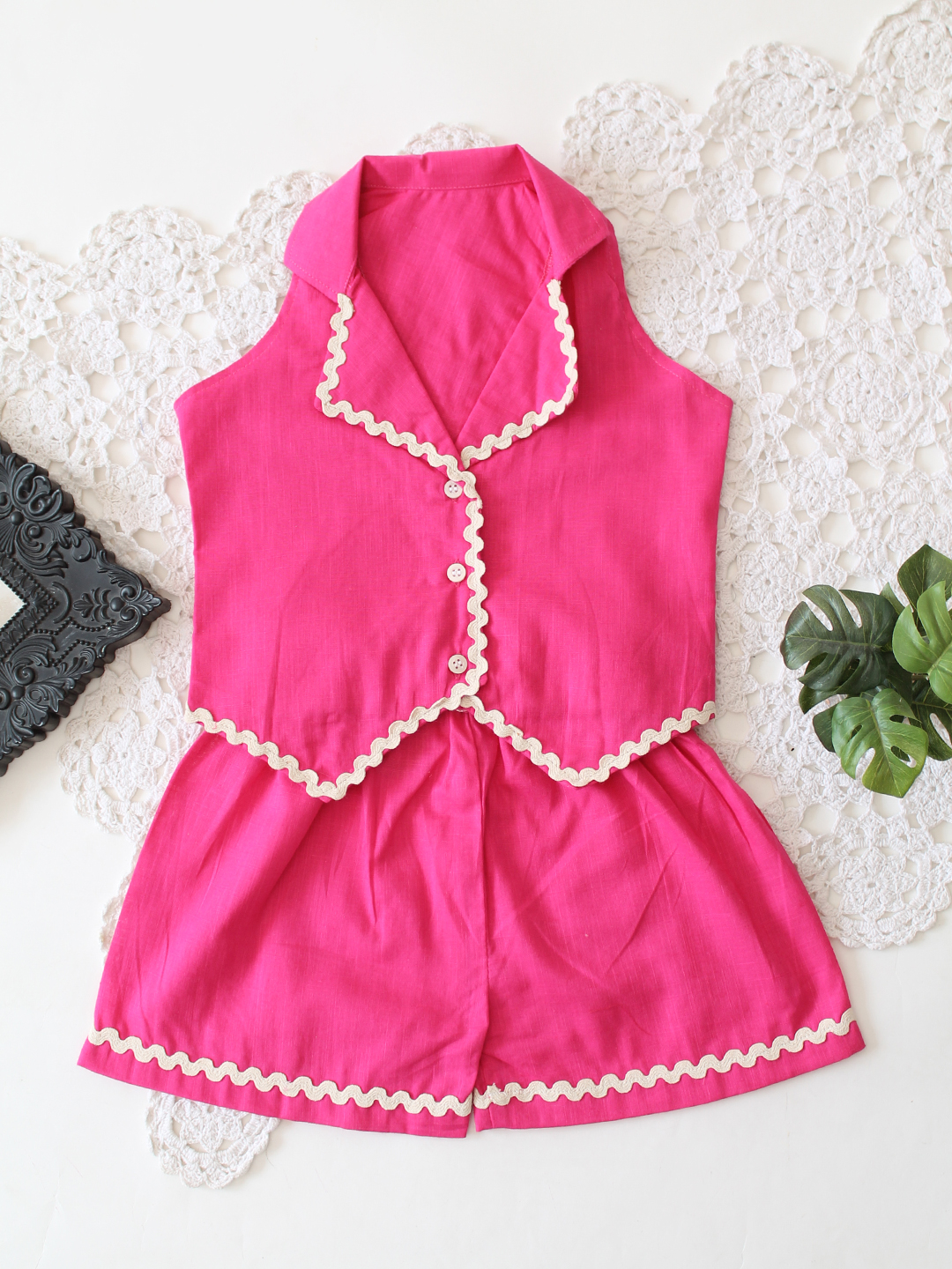 Qvink Cotton Sleeveless Lace Detailed Coordinated Set - Pink