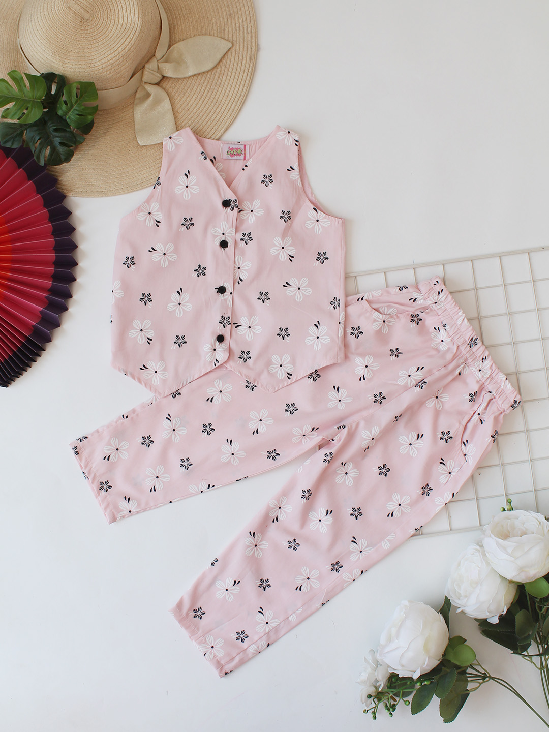 Qvink Cotton Floral Printed Co-Ord Set - Pink