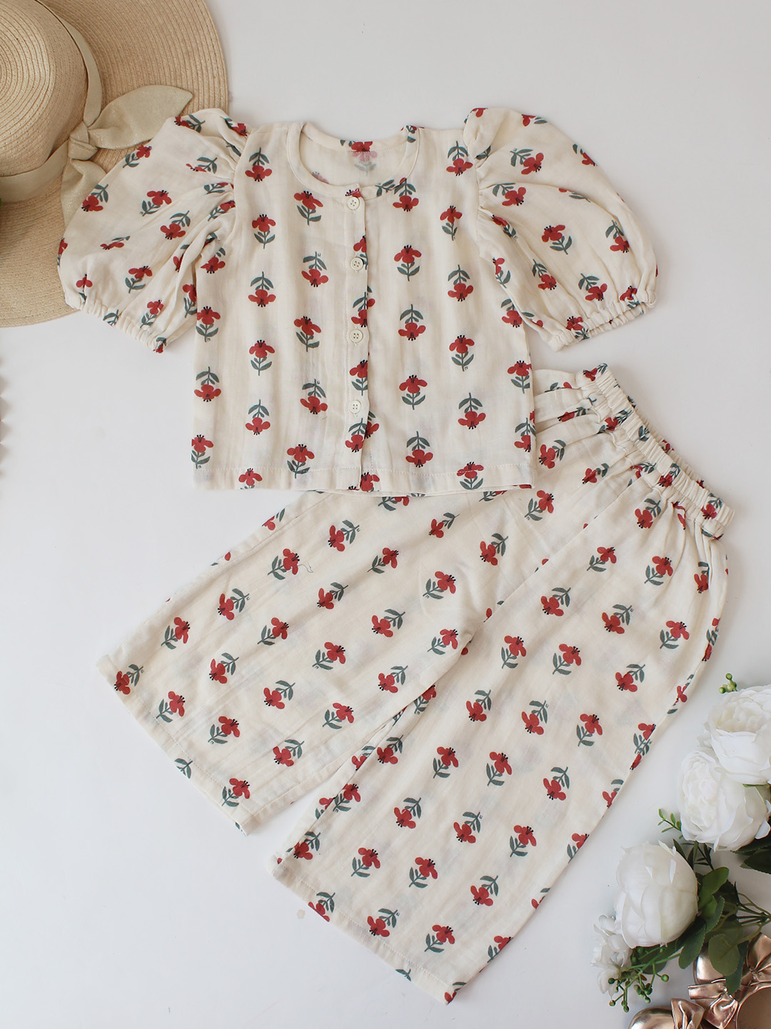 Qvink Cotton Floral Printed Co-Ord Set - Cream