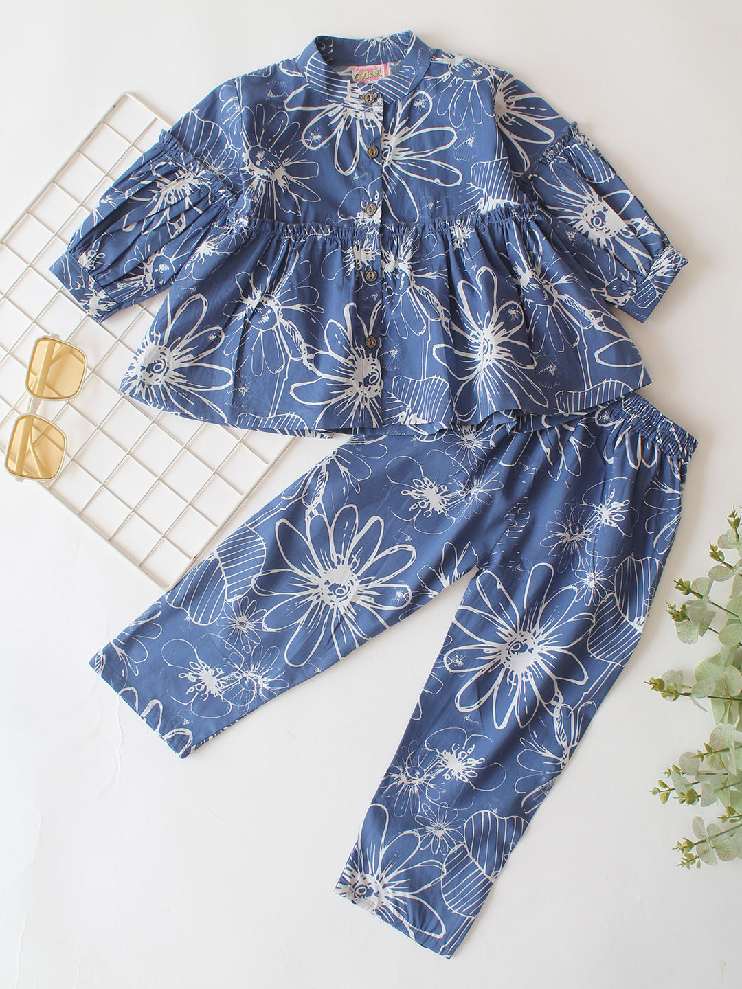 Qvink Full Sleeves Floral Printed Coordinating Top & Pant Set - Blue