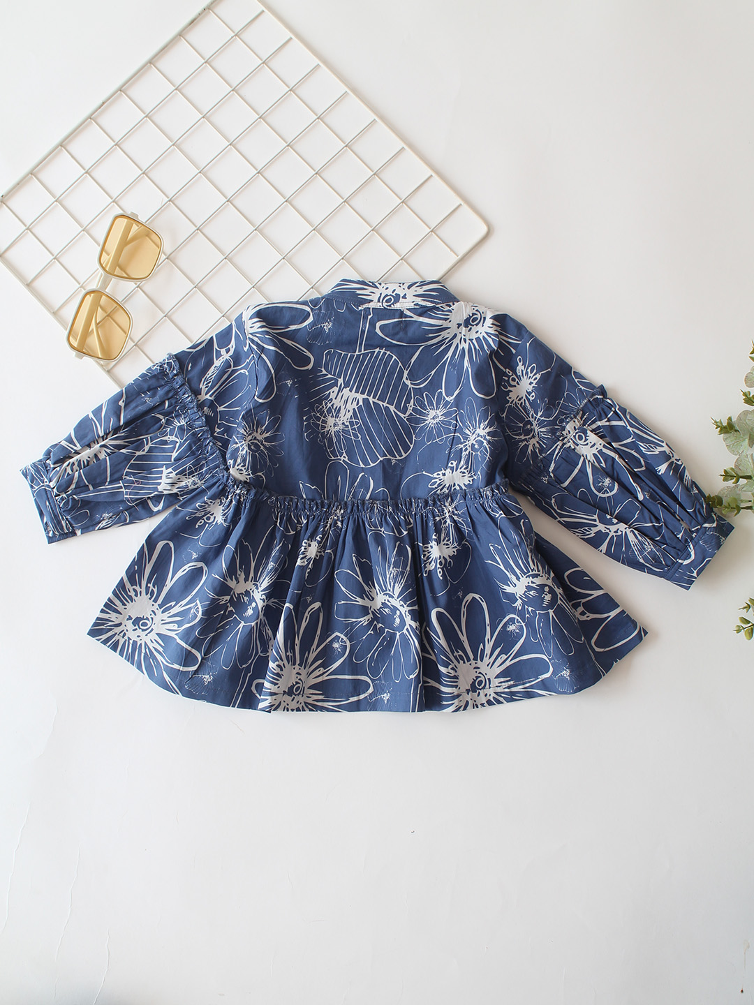 Qvink Full Sleeves Floral Printed Coordinating Top & Pant Set - Blue