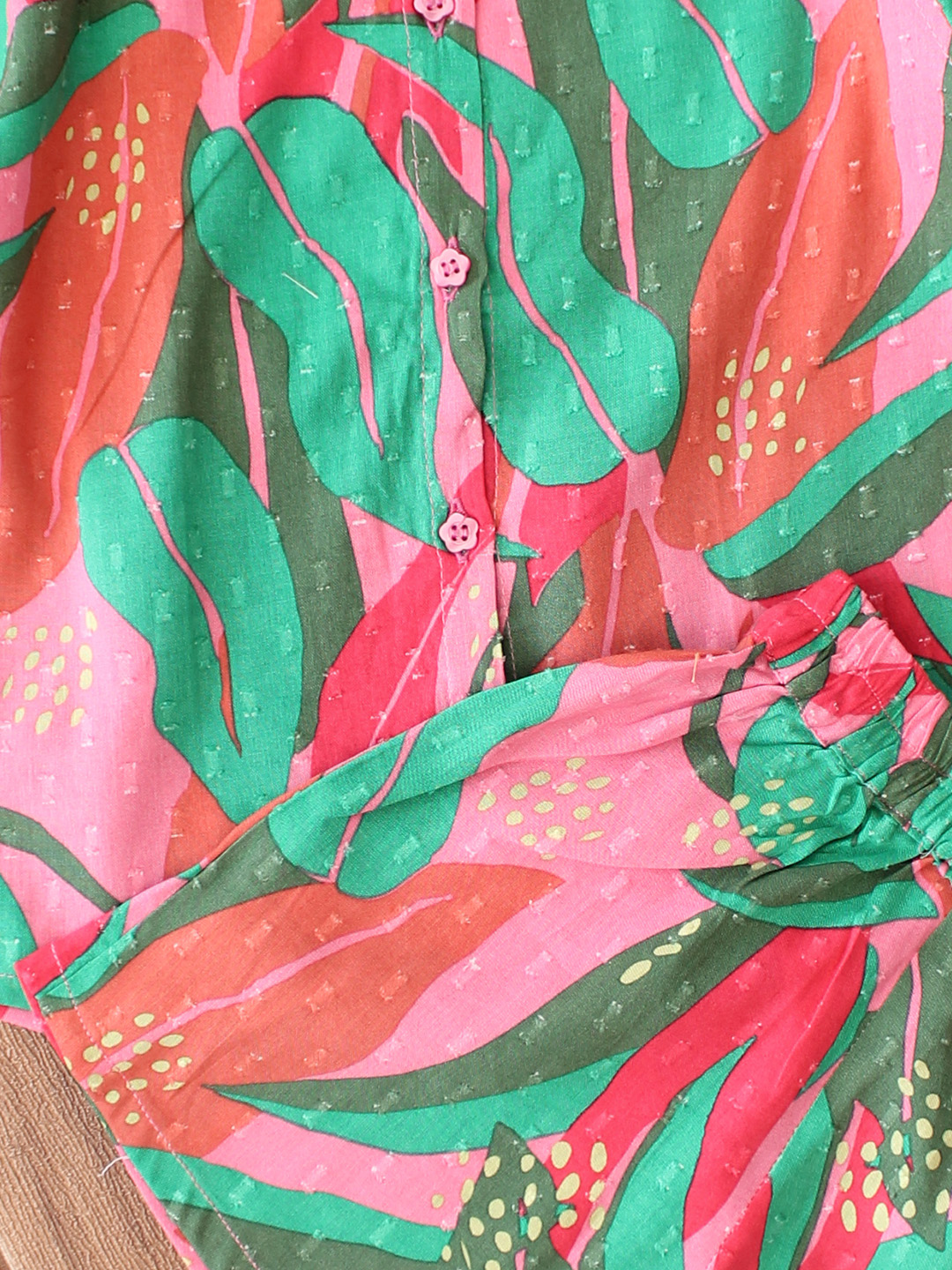 Qvink Half Sleeves Printed Coordinating Shirt  Shorts Set  Multicolor
