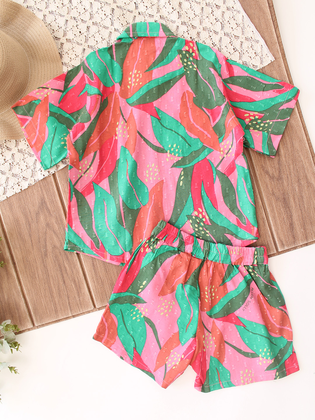 Qvink Half Sleeves Printed Coordinating Shirt  Shorts Set  Multicolor