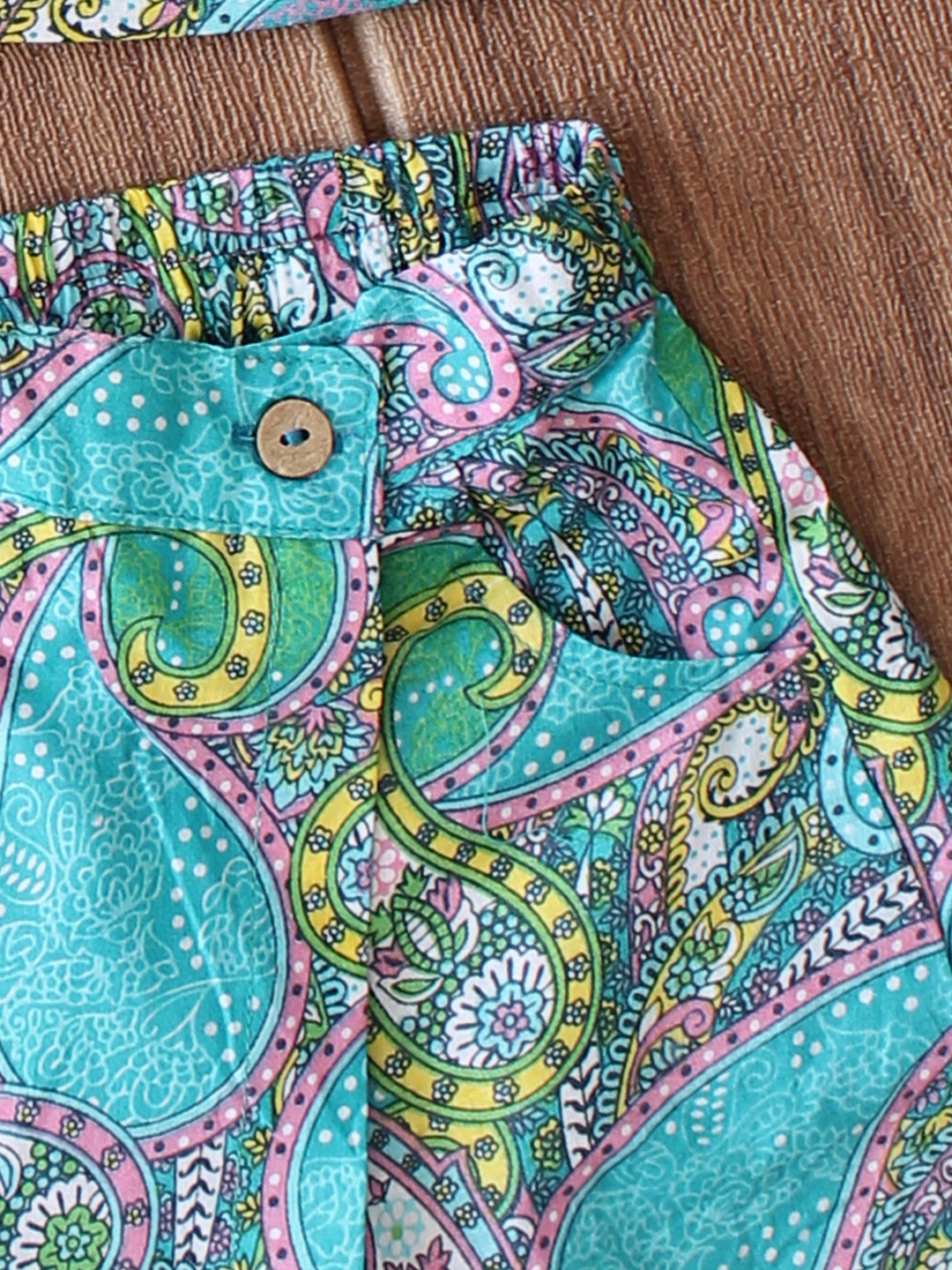 Qvink Sleeveless Printed Coordinating Top & Shorts Set - Green