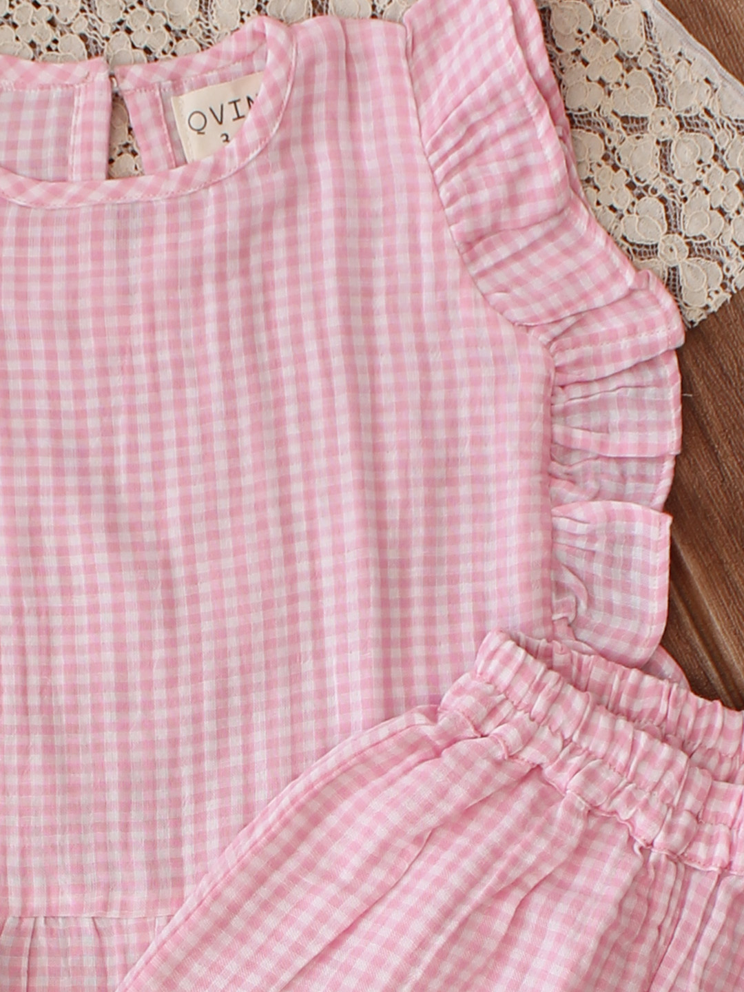 Qvink Sleeveless Checkered Pattern Coordinating Top & Pant Set - Pink