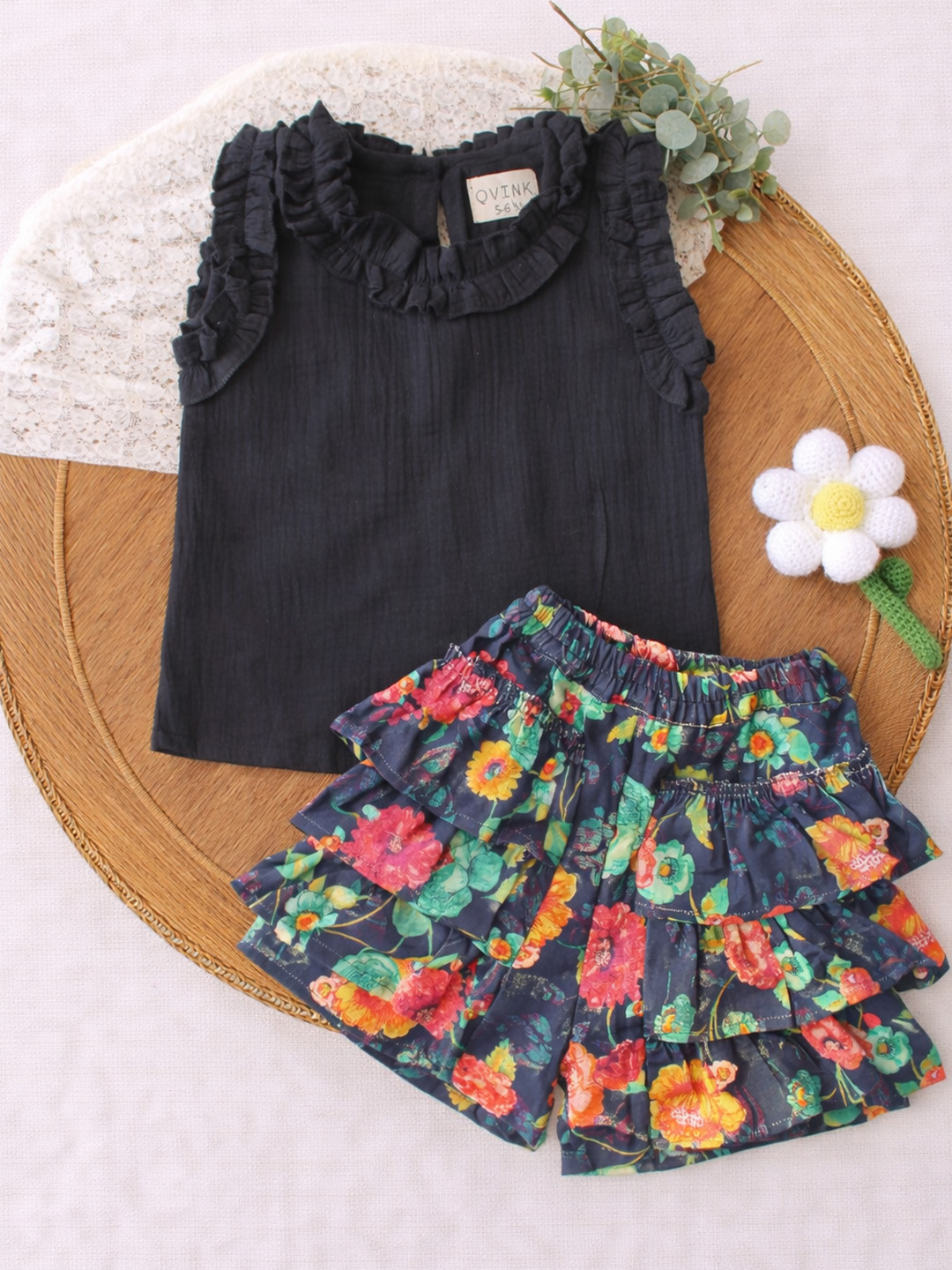 Frill Detailed Shorts Set - Black